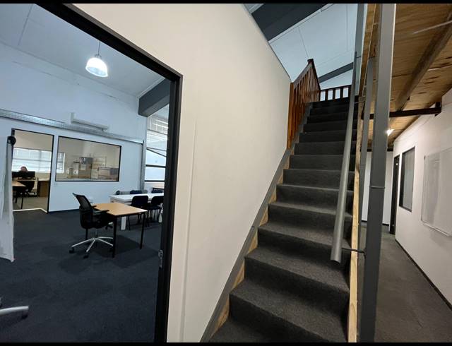 397M² OFFICE TO LET IN NDABENI